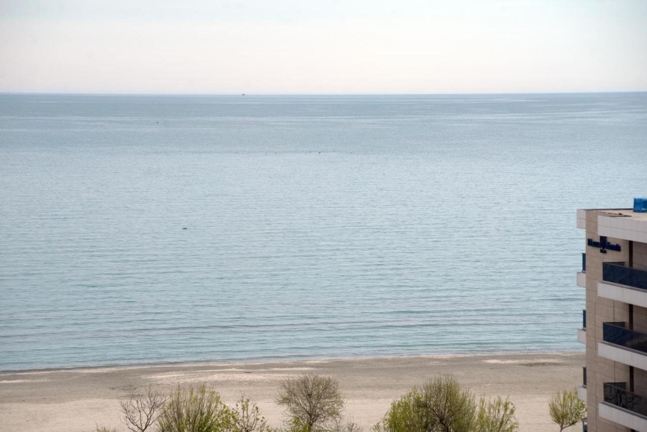 Cityapart 7 - Cazare In Mamaia Nord, Langa Plaja, Cu Vedere La Mare Năvodari Exteriör bild
